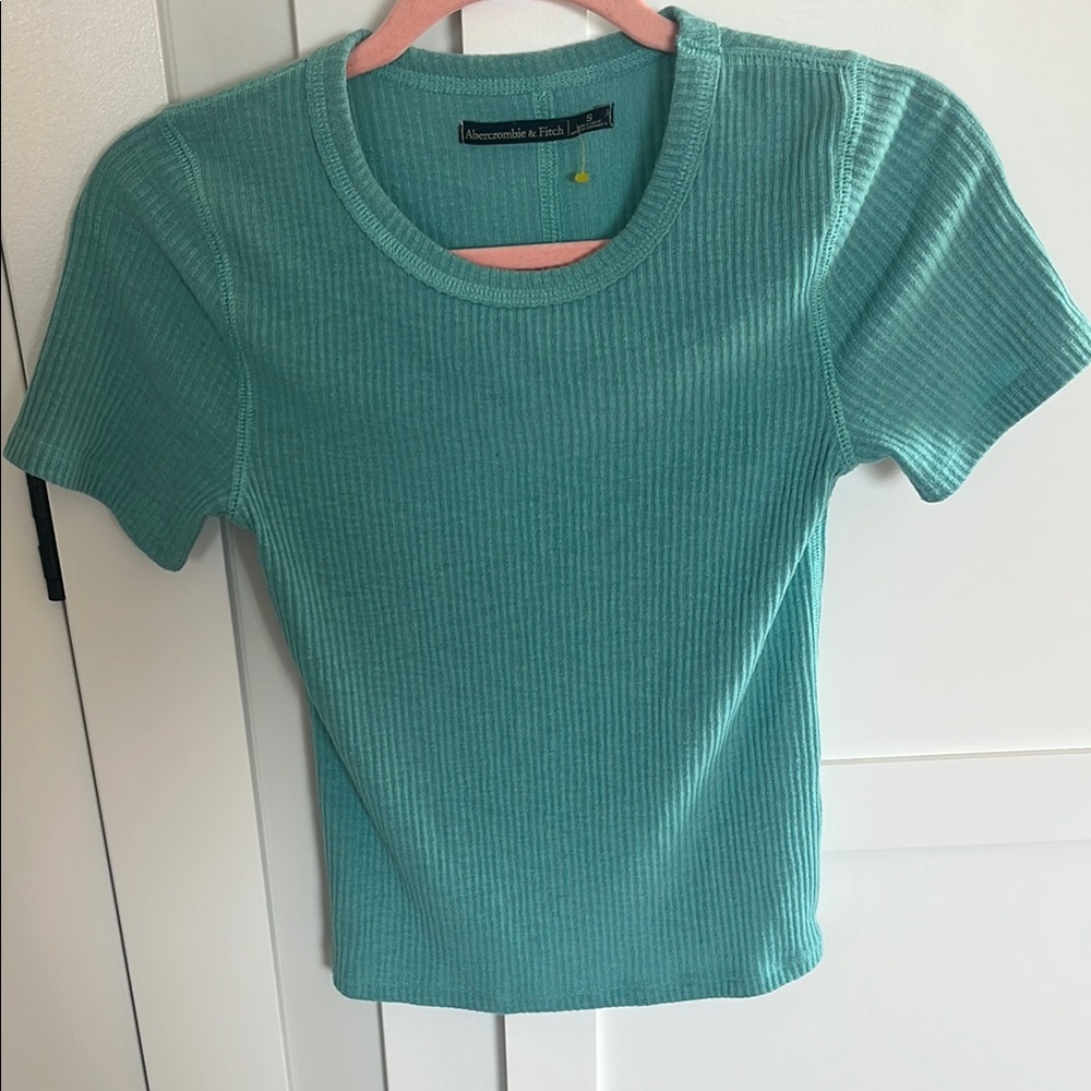 COPY - Abercrombie & Fitch Women's Green Ribbed Top